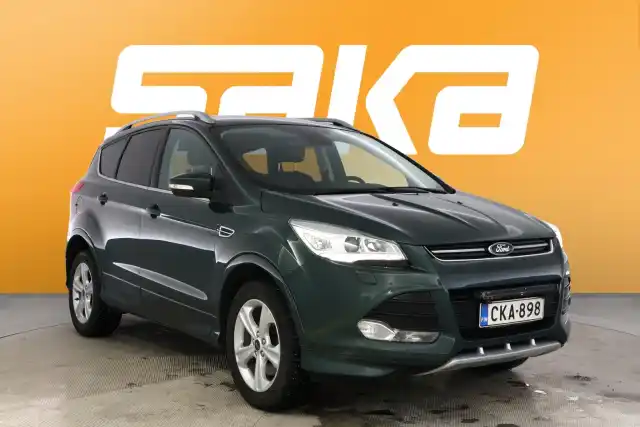 Vihreä Maastoauto, Ford Kuga – CKA-898