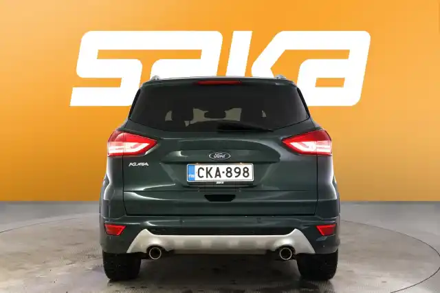 Vihreä Maastoauto, Ford Kuga – CKA-898