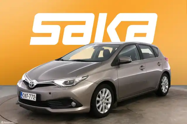 Ruskea (beige) Viistoperä, Toyota Auris – CKF-772