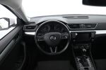 Valkoinen Sedan, Skoda Superb – CKG-295, kuva 14