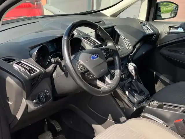 Harmaa Tila-auto, Ford C-Max – CKG-331