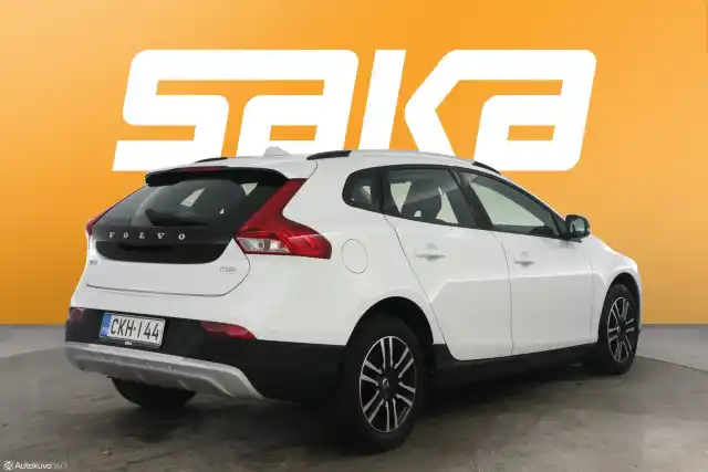 Valkoinen Viistoperä, Volvo V40 Cross Country – CKH-144