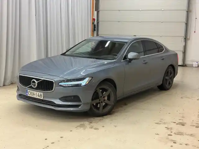 Sininen Sedan, Volvo S90 – CKH-148