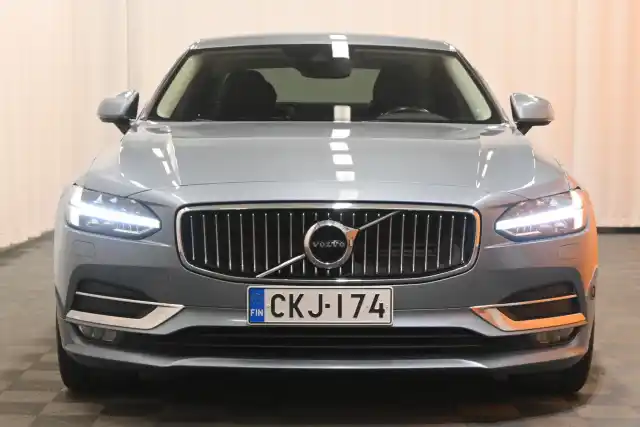 Sininen Sedan, Volvo S90 – CKJ-174