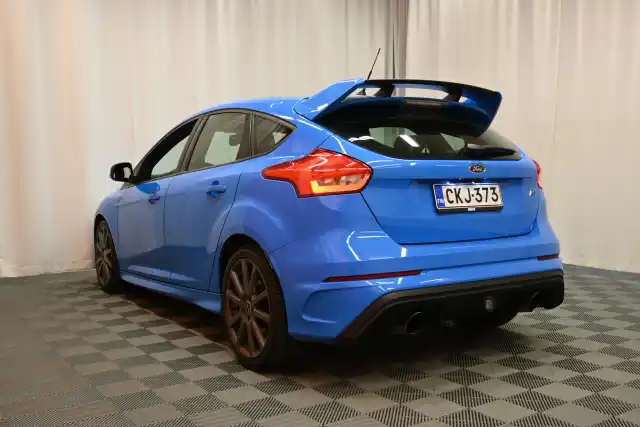 Sininen Viistoperä, Ford Focus – CKJ-373