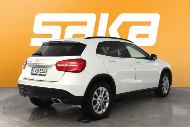 Valkoinen Maastoauto, Mercedes-Benz GLA – CKO-556