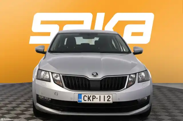 Harmaa Viistoperä, Skoda Octavia – CKP-112