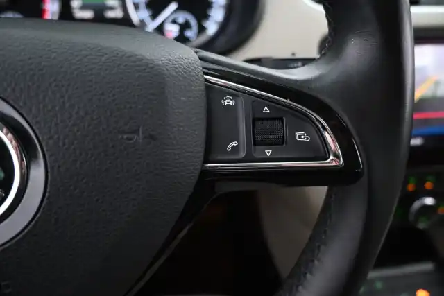 Sininen Farmari, Skoda Octavia – CKP-121