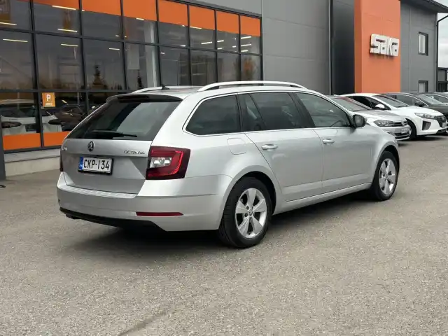 Harmaa Farmari, Skoda Octavia – CKP-134