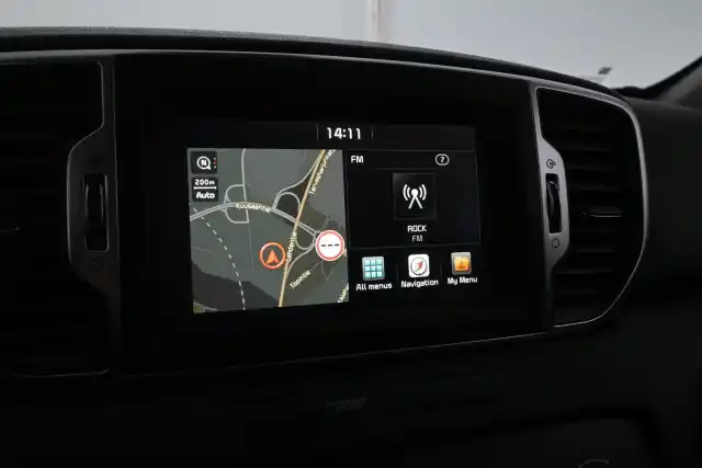 Valkoinen Maastoauto, Kia Sportage – CKP-836