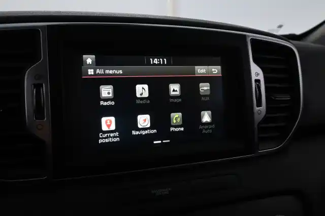 Valkoinen Maastoauto, Kia Sportage – CKP-836