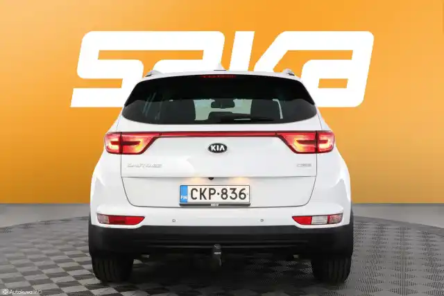Valkoinen Maastoauto, Kia Sportage – CKP-836