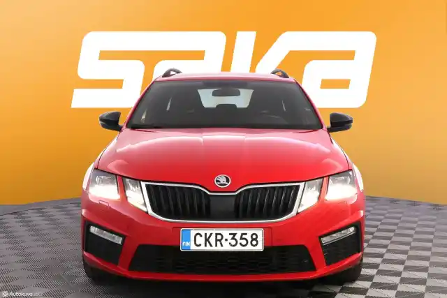 Punainen Farmari, Skoda Octavia – CKR-358