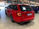 Punainen Farmari, Skoda Octavia – CKR-358, kuva 3