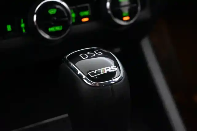 Punainen Farmari, Skoda Octavia – CKR-358