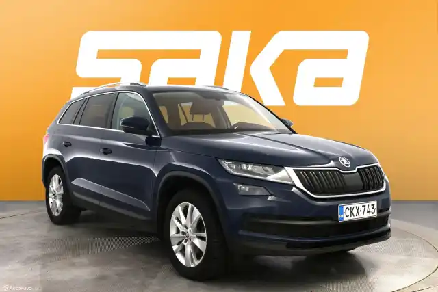 Sininen Maastoauto, Skoda Kodiaq – CKX-743