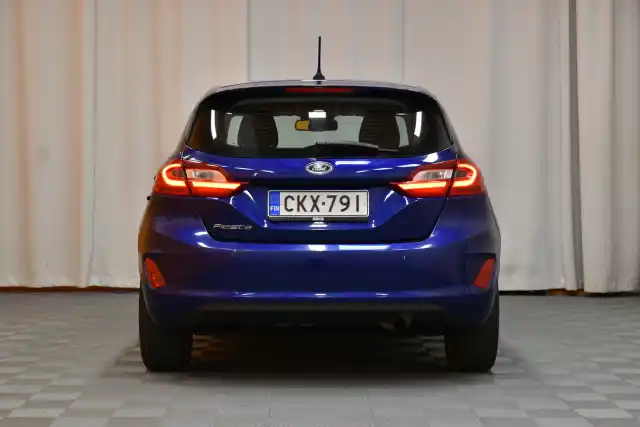 Sininen Viistoperä, Ford Fiesta – CKX-791