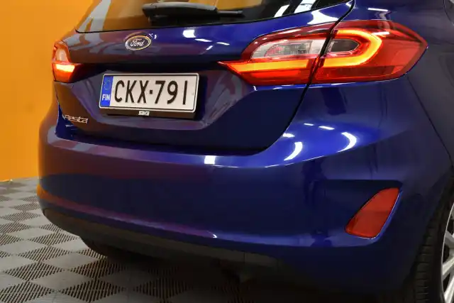 Sininen Viistoperä, Ford Fiesta – CKX-791