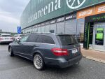 Harmaa Farmari, Mercedes-Benz E – CKX-891, kuva 2