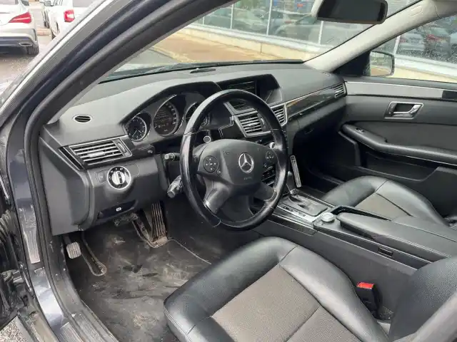 Harmaa Farmari, Mercedes-Benz E – CKX-891