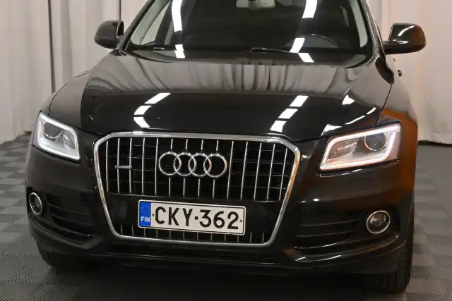 Musta Maastoauto, Audi Q5 – CKY-362