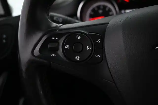 Valkoinen Viistoperä, Opel Astra – CLA-913