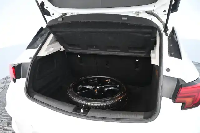 Valkoinen Viistoperä, Opel Astra – CLA-913