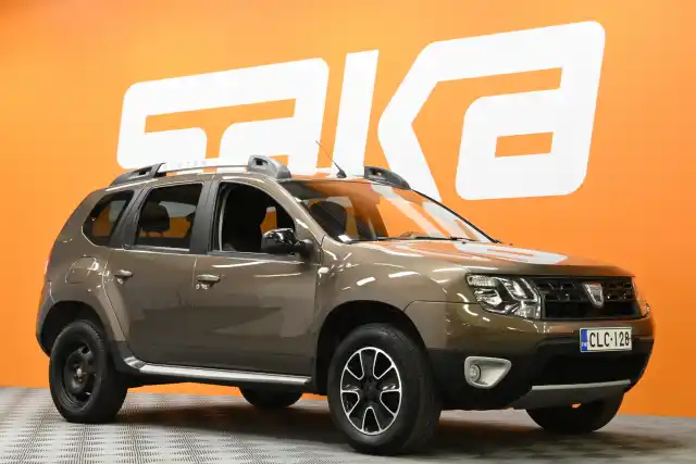 Ruskea Maastoauto, Dacia Duster – CLC-128