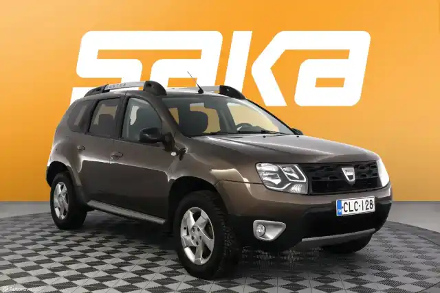 Ruskea Maastoauto, Dacia Duster – CLC-128