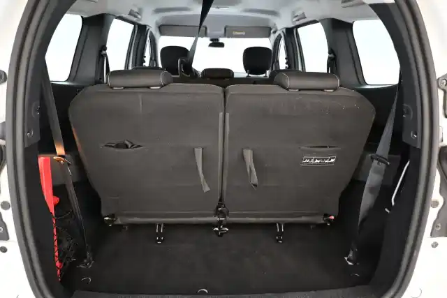 Valkoinen Tila-auto, Dacia Lodgy – CLC-131