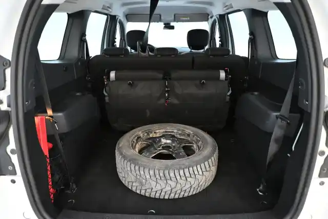 Valkoinen Tila-auto, Dacia Lodgy – CLC-131