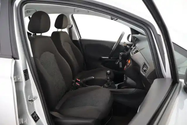 Hopea Viistoperä, Opel Corsa – CLC-211