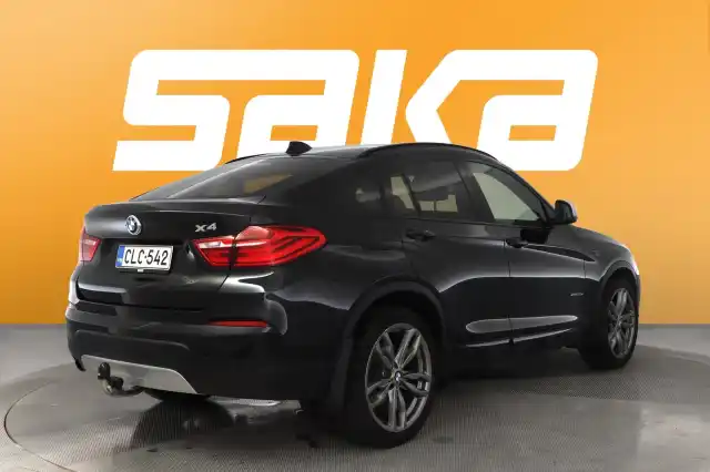 Musta Maastoauto, BMW X4 – CLC-542