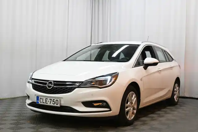 Valkoinen Farmari, Opel Astra – CLE-750