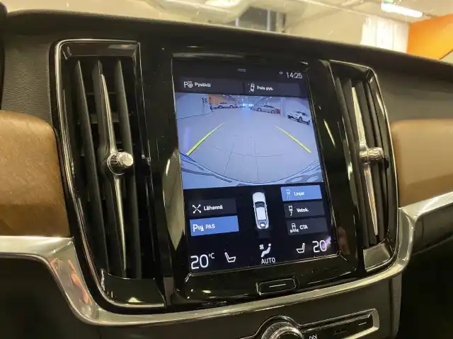 Harmaa Sedan, Volvo S90 – CLE-827