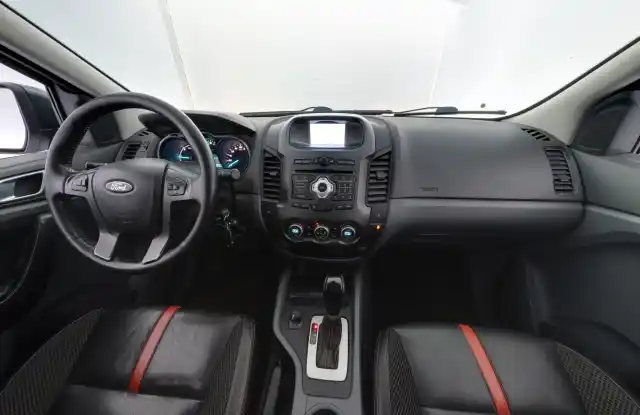 Valkoinen Avolava, Ford Ranger – CLH-950
