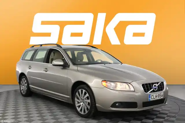 Beige Farmari, Volvo V70 – CLH-954