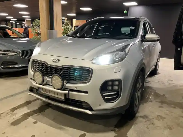 Hopea Maastoauto, Kia Sportage – CLI-171