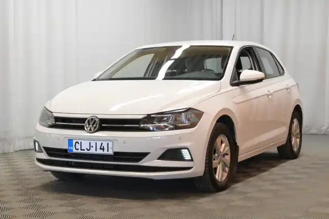 Valkoinen Viistoperä, Volkswagen Polo – CLJ-141