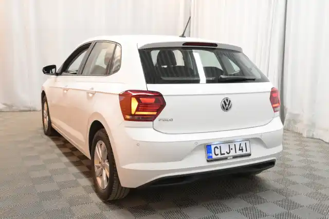 Valkoinen Viistoperä, Volkswagen Polo – CLJ-141