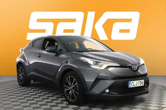 Harmaa Maastoauto, Toyota C-HR – CLJ-736