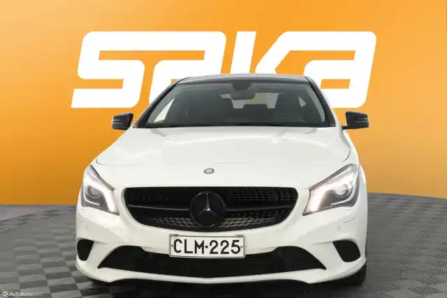 Valkoinen Coupe, Mercedes-Benz CLA – CLM-225