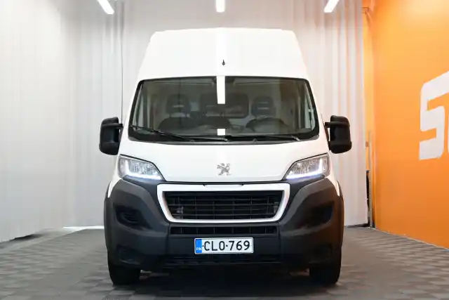 Valkoinen Pakettiauto, Peugeot Boxer – CLO-769