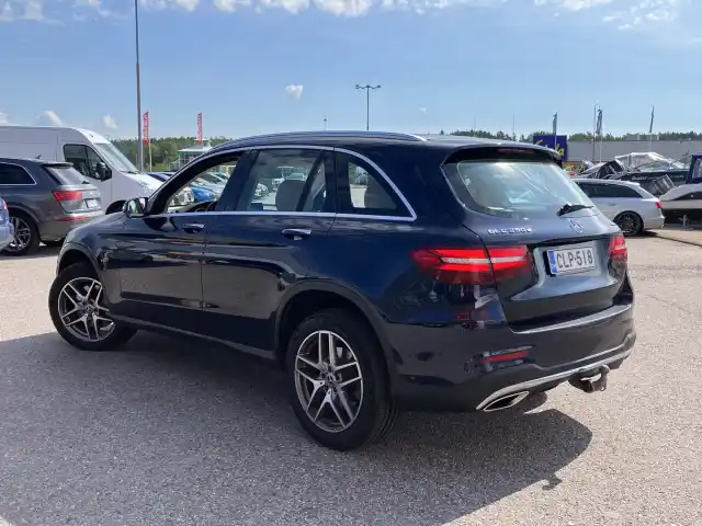 Sininen Maastoauto, Mercedes-Benz GLC – CLP-518