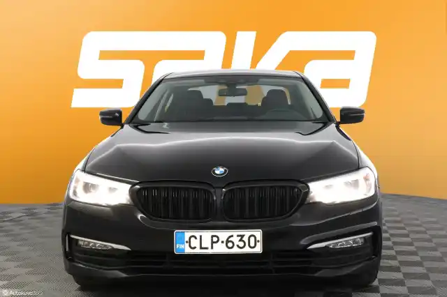 Musta Sedan, BMW 520 – CLP-630