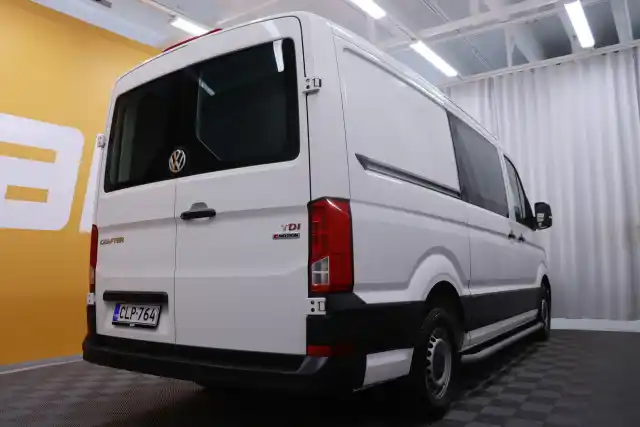 Valkoinen Pakettiauto, Volkswagen Crafter – CLP-764