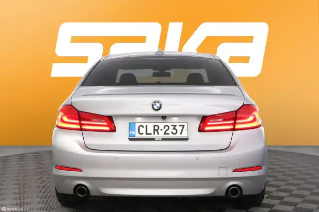 Hopea Sedan, BMW 520 – CLR-237