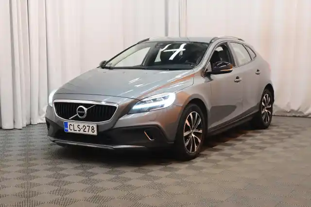 Harmaa Viistoperä, Volvo V40 Cross Country – CLS-278