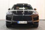 Musta Maastoauto, Porsche Cayenne – CLT-163, kuva 3