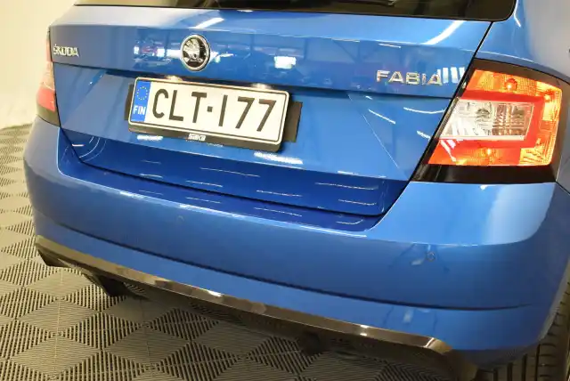 Sininen Viistoperä, Skoda Fabia – CLT-177